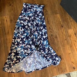 Daisy Fuentes- maxi dress or maxi skirt - Large